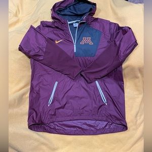 Nike Unisex Minnesota Golden Gophers quarter -zip lightweight windbreaker